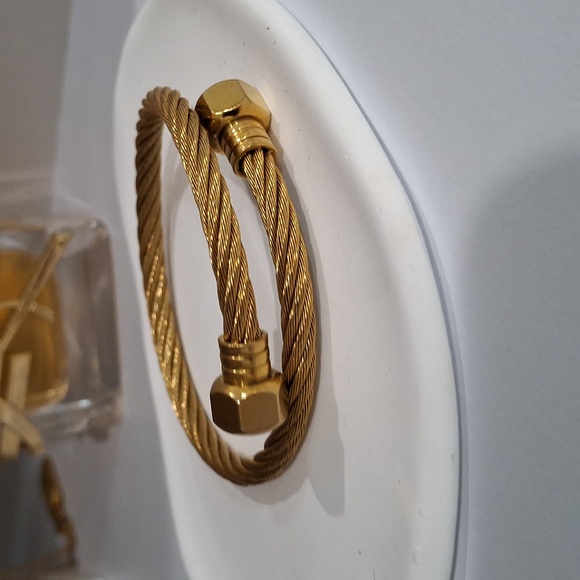 Stainless Steel Twisted Chain Bracelet - Picture 5 of 6